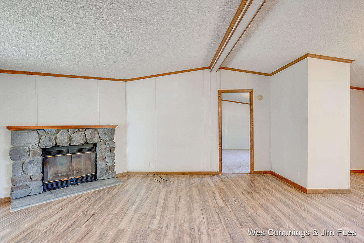 2712 West Long Lake Road Orleans, MI 48865 - Photo 8 of 33 IMG_1005