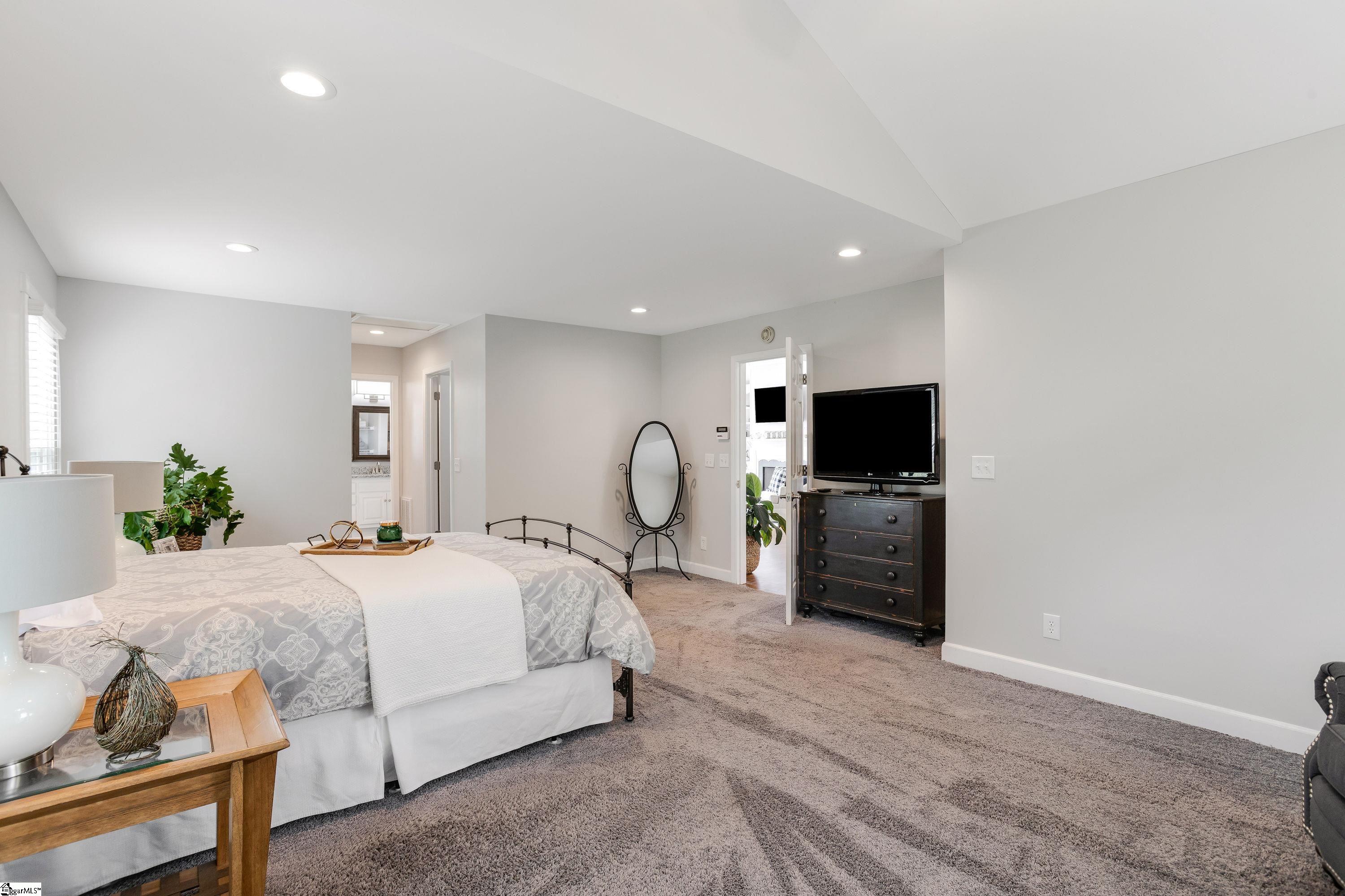 6806 Mountain View Road Taylors, SC 29687 - Photo 14 of 34 Gallery Image 14
