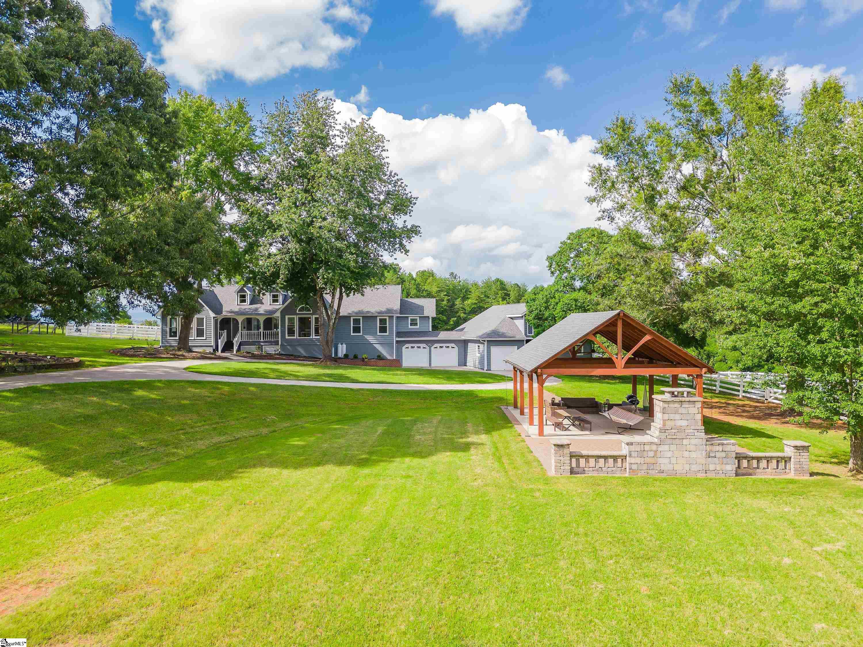 6806 Mountain View Road Taylors, SC 29687 - Photo 4 of 34 Gallery Image 4