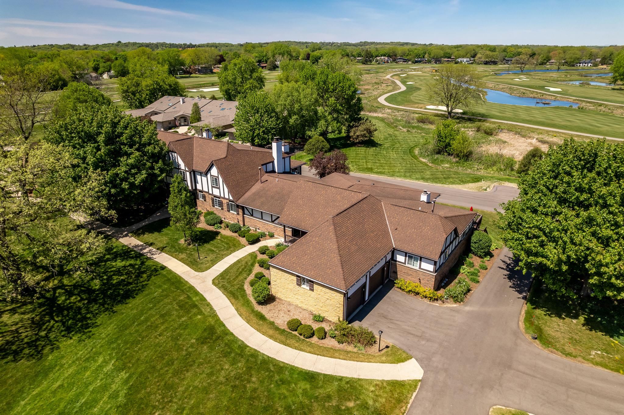 45 Golf Madison, WI 53704 - Photo 3 of 64