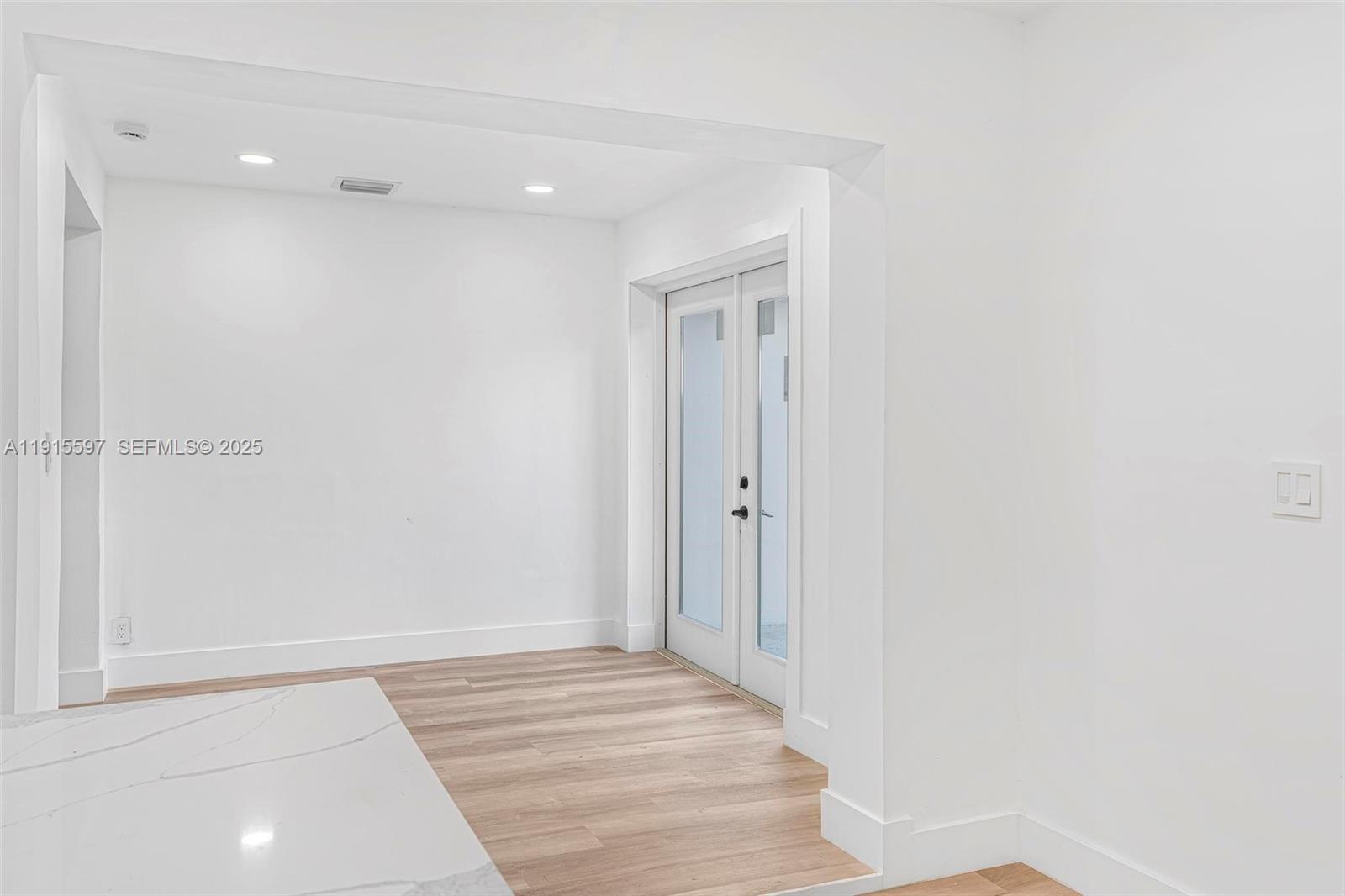 216 Northeast 160th Street Miami, FL 33162 - Photo 11 of 31