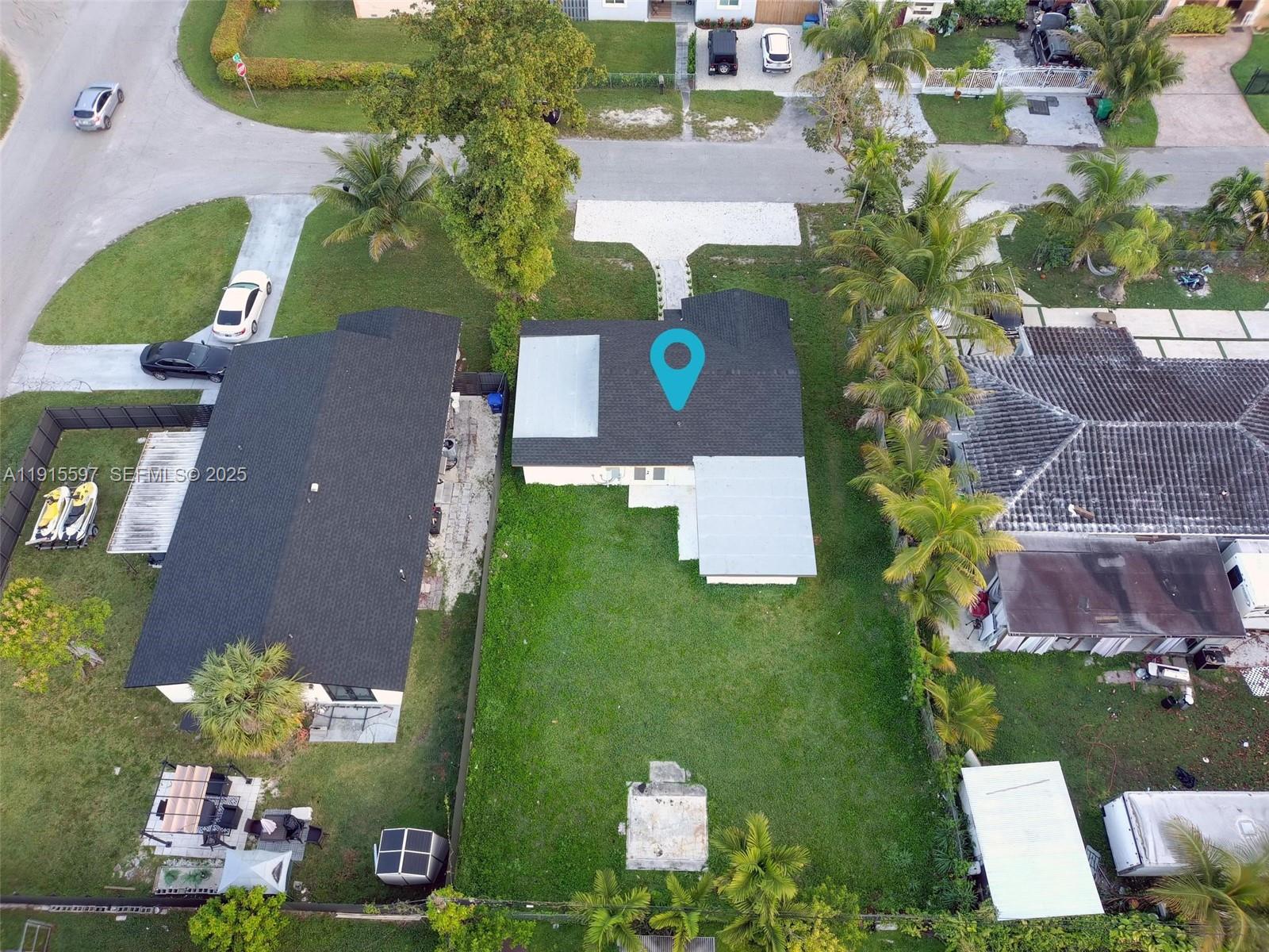 216 Northeast 160th Street Miami, FL 33162 - Photo 29 of 31