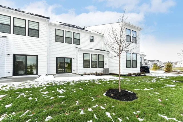 $2,395 | 3277 Haflinger Drive, Zionsville, IN 46077