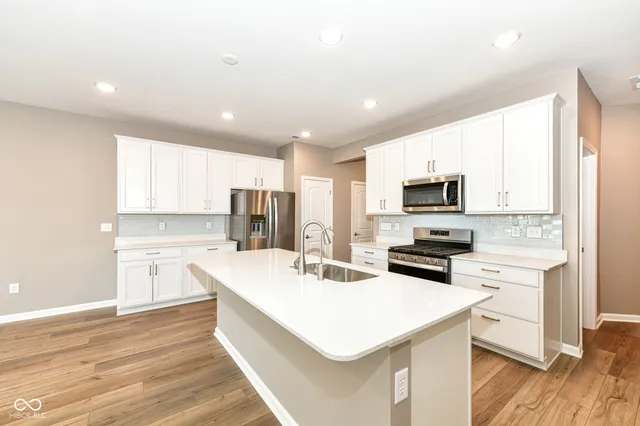 $2,395 | 3277 Haflinger Drive, Zionsville, IN 46077