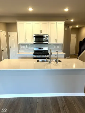 $2,595 | 3277 Haflinger Drive, Zionsville, IN 46077