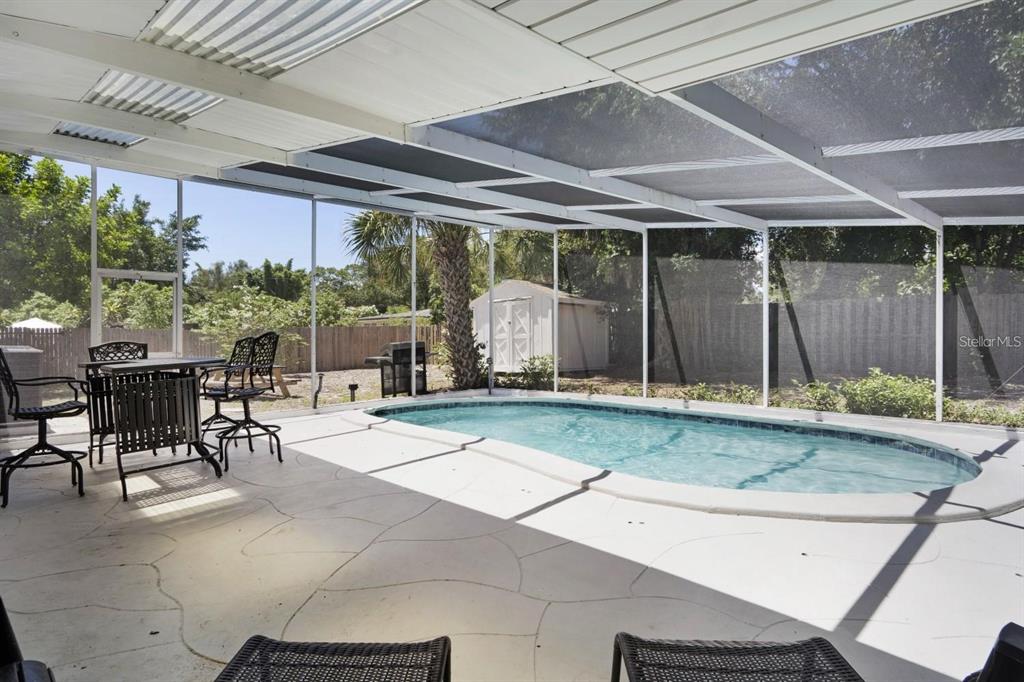 2213 Wason Road Sarasota, FL 34231 - Photo 7 of 52 Gallery Image 7