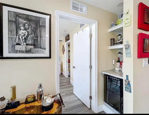 $3,800 | 460 Paradise Isle Boulevard, Unit 205, Hallandale Beach, FL 33009