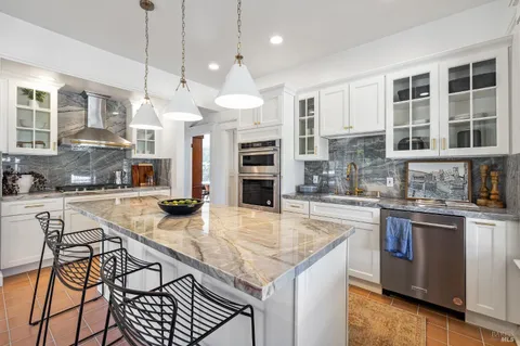 $3,100,000 | 1375 Gossage Avenue, Petaluma, CA 94952