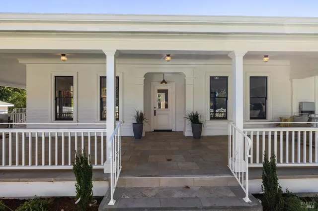 $3,100,000 | 1375 Gossage Avenue, Petaluma, CA 94952