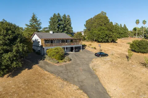 $3,100,000 | 1375 Gossage Avenue, Petaluma, CA 94952