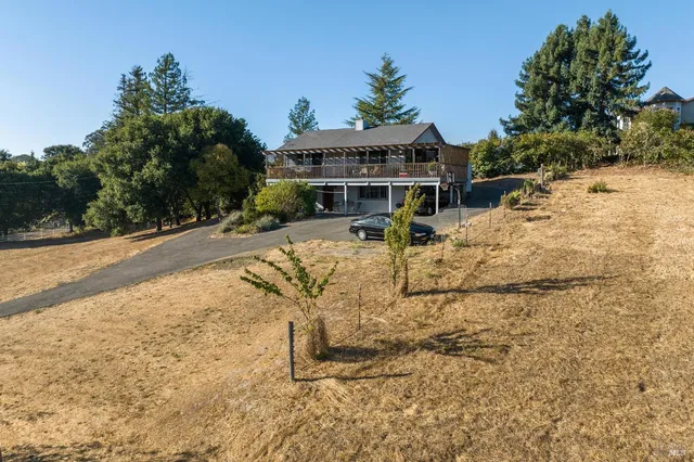 $3,100,000 | 1375 Gossage Avenue, Petaluma, CA 94952