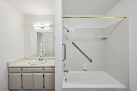 $3,100,000 | 1375 Gossage Avenue, Petaluma, CA 94952