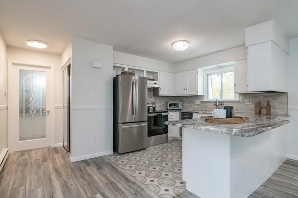 $199,000 | 20 Lawrence Avenue, Unit 32C, South Hadley, MA 01075