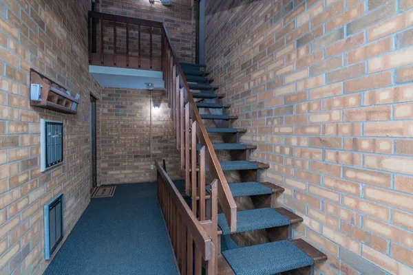 $199,000 | 20 Lawrence Avenue, Unit 32C, South Hadley, MA 01075