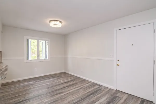 $199,000 | 20 Lawrence Avenue, Unit 32C, South Hadley, MA 01075