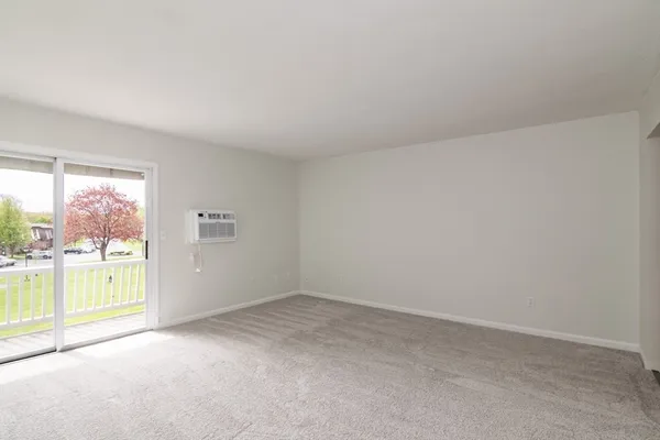 $199,000 | 20 Lawrence Avenue, Unit 32C, South Hadley, MA 01075
