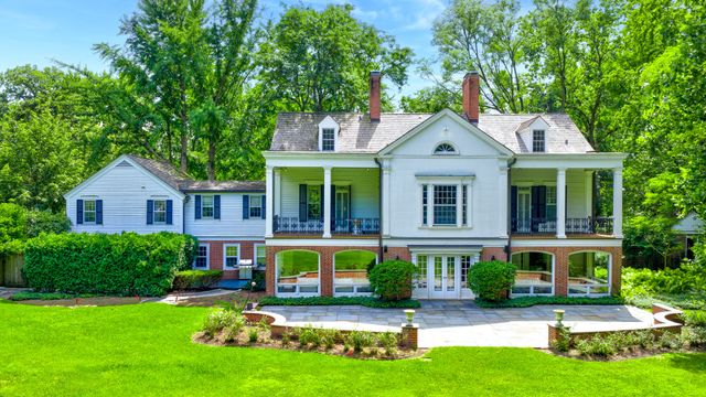 $2,739,000 | 62 Woodley Road, Winnetka, IL 60093