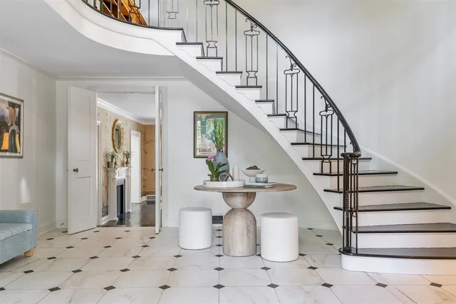 $2,739,000 | 62 Woodley Road, Winnetka, IL 60093