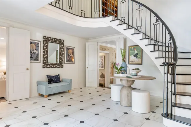 $2,739,000 | 62 Woodley Road, Winnetka, IL 60093