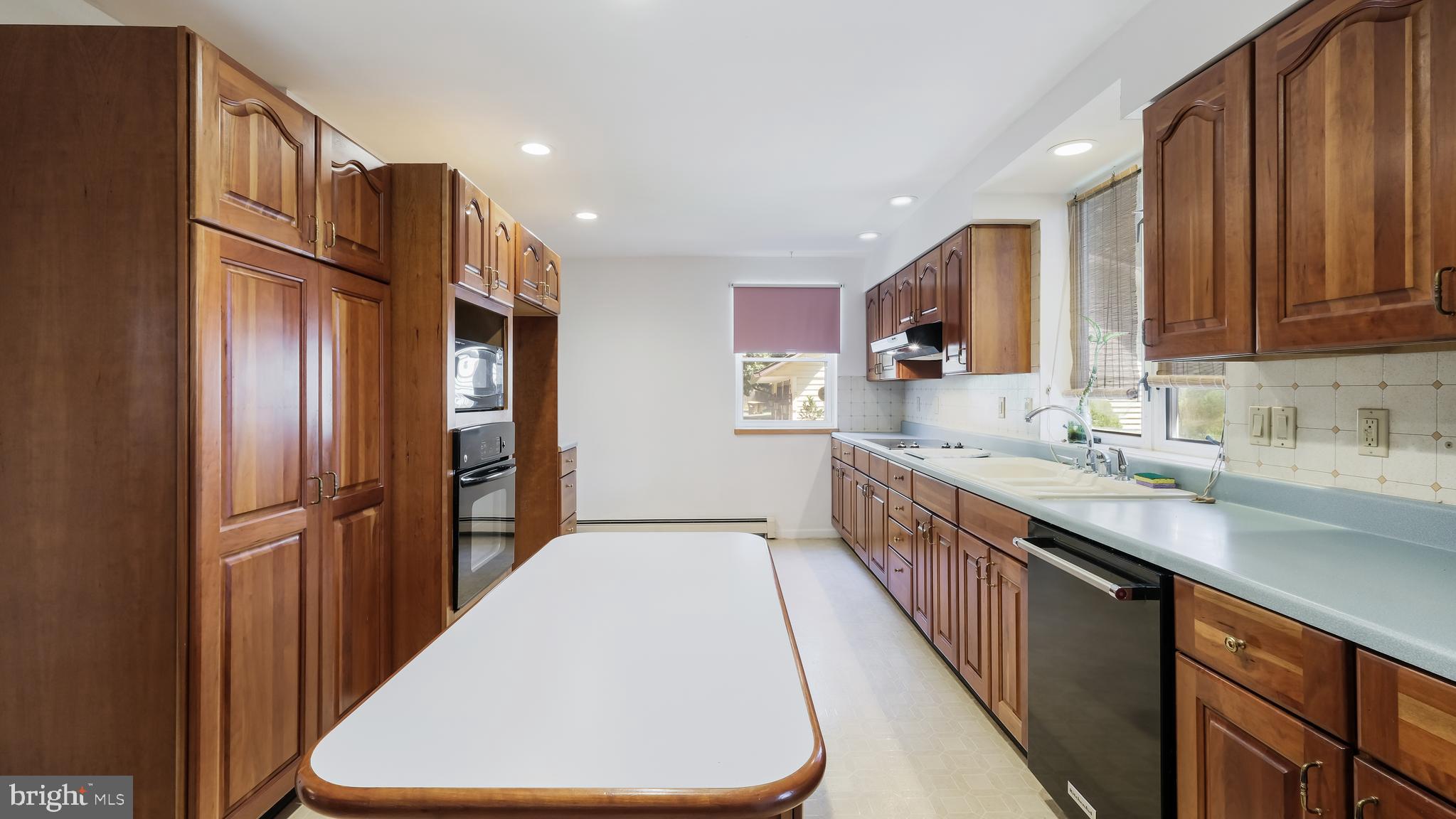 2319 Street Road Warrington, PA 18976 - Photo 11 of 33 Gallery Image 11
