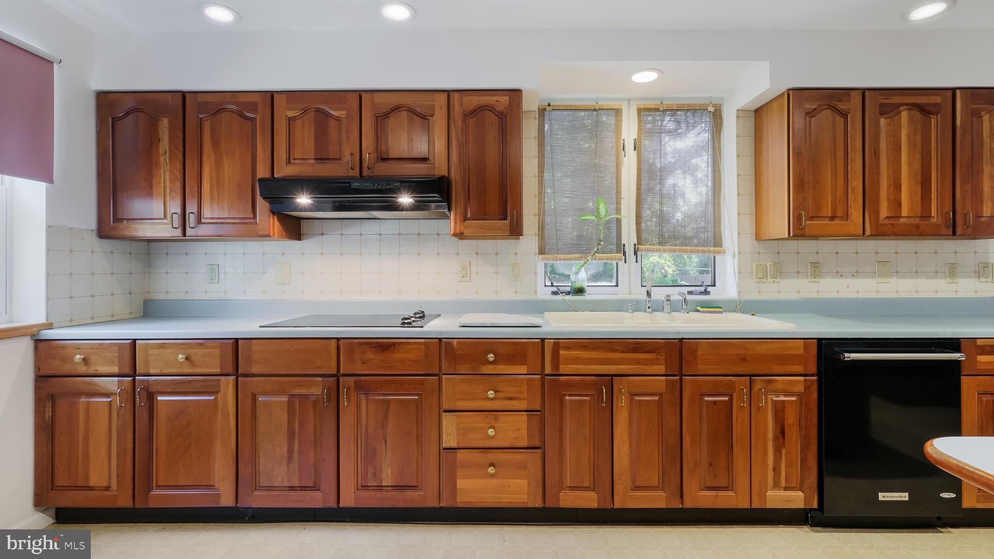 2319 Street Road Warrington, PA 18976 - Photo 14 of 33 Gallery Image 14