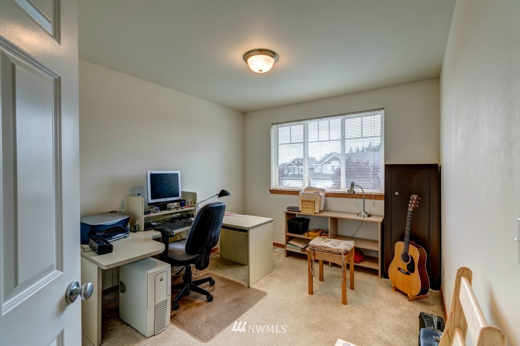 4226 154th Place Southeast Bothell, WA 98012 - Photo 18 of 21 Gallery Image 18