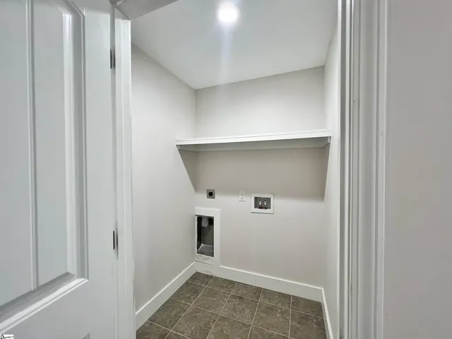 $389,900 | 1735 Inman Road, Wellford, SC 29385