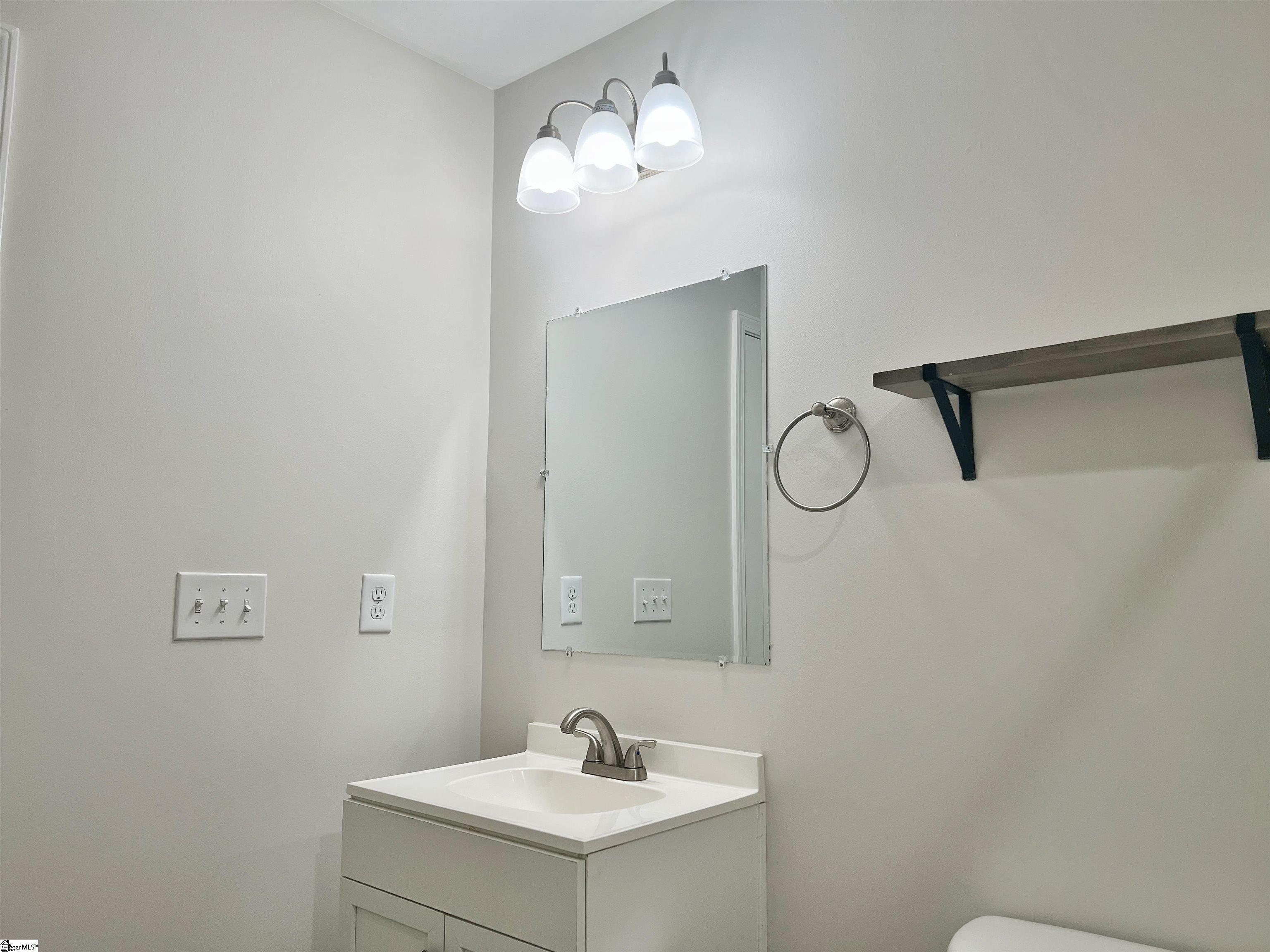 1735 Inman Road Wellford, SC 29385 - Photo 27 of 29