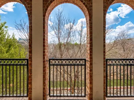 $459,000 | 5017 Parkview Place, Unit 122, Addison, TX 75001