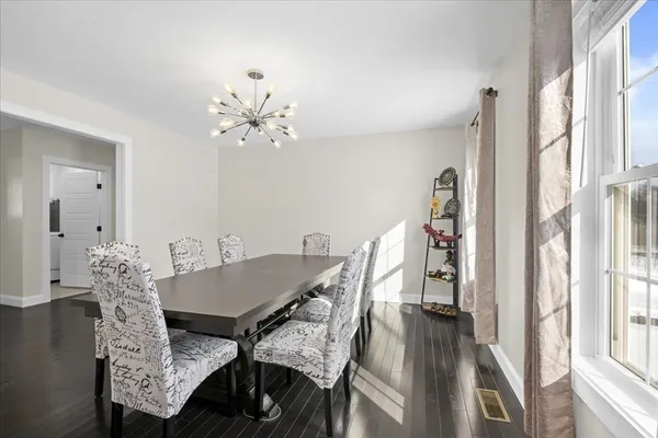 $999,999 | 2 Hemlock Street, Paxton, MA 01612