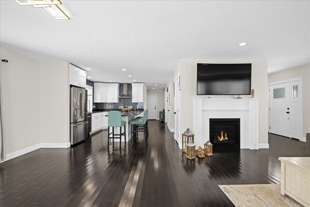 2 Hemlock Street Paxton, MA 01612 - Photo 9 of 30