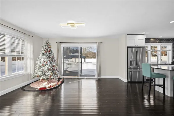 $999,999 | 2 Hemlock Street, Paxton, MA 01612