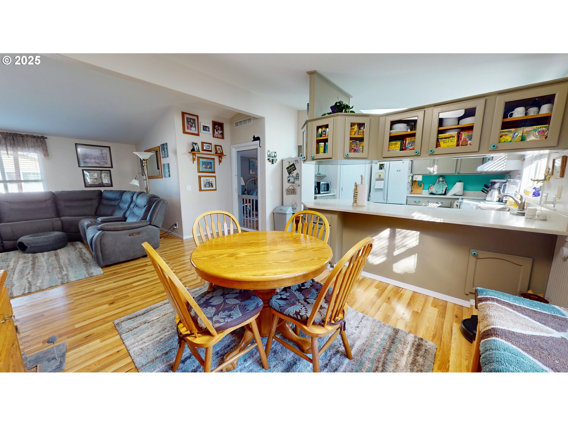 2753 Maia Loop Springfield, OR 97477 - Photo 15 of 40 a living room with furniture and wooden floor