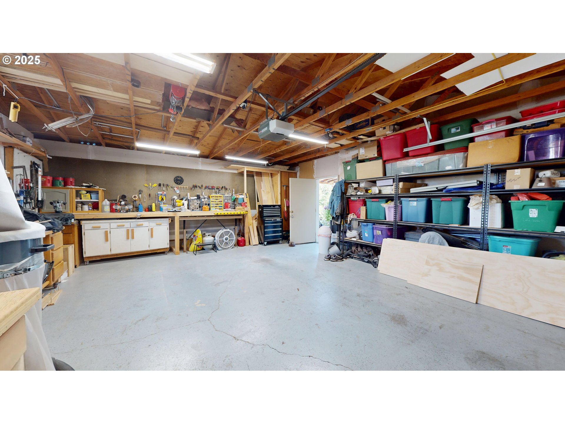 2753 Maia Loop Springfield, OR 97477 - Photo 36 of 40 a black and white building with glass windows