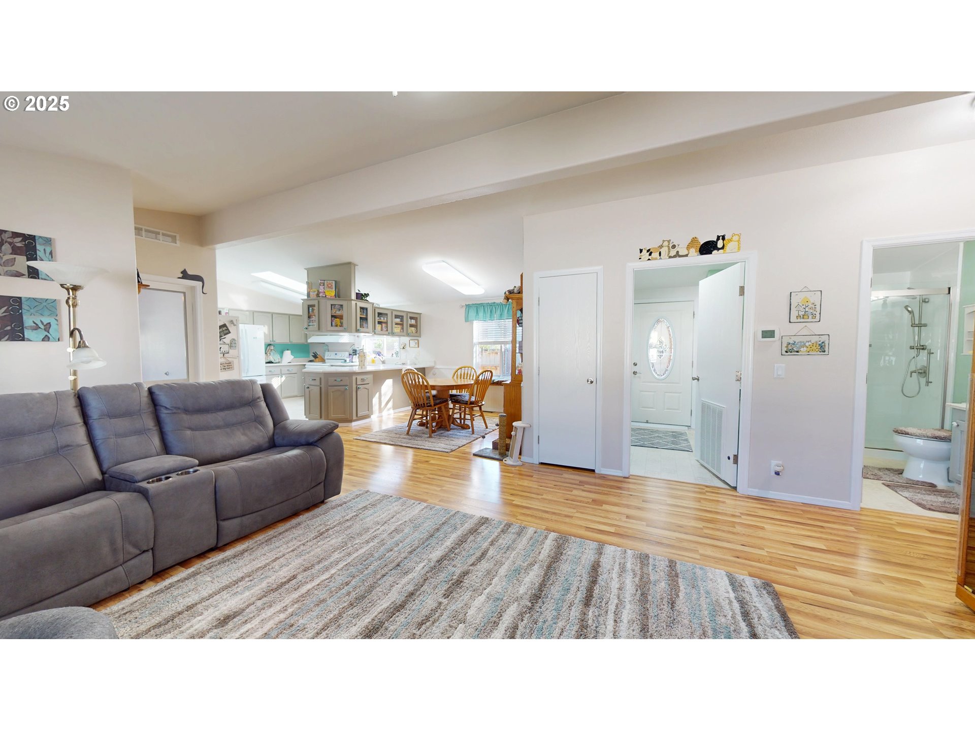 2753 Maia Loop Springfield, OR 97477 - Photo 5 of 40 a living room with furniture and a wooden floor