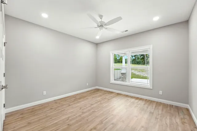 $489,900 | 120 Ln 520 A Lake, Unit 17, Fremont, IN 46737