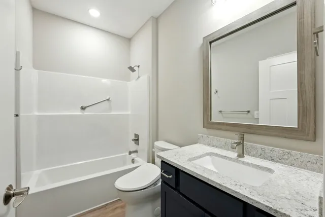 $489,900 | 120 Ln 520 A Lake, Unit 17, Fremont, IN 46737