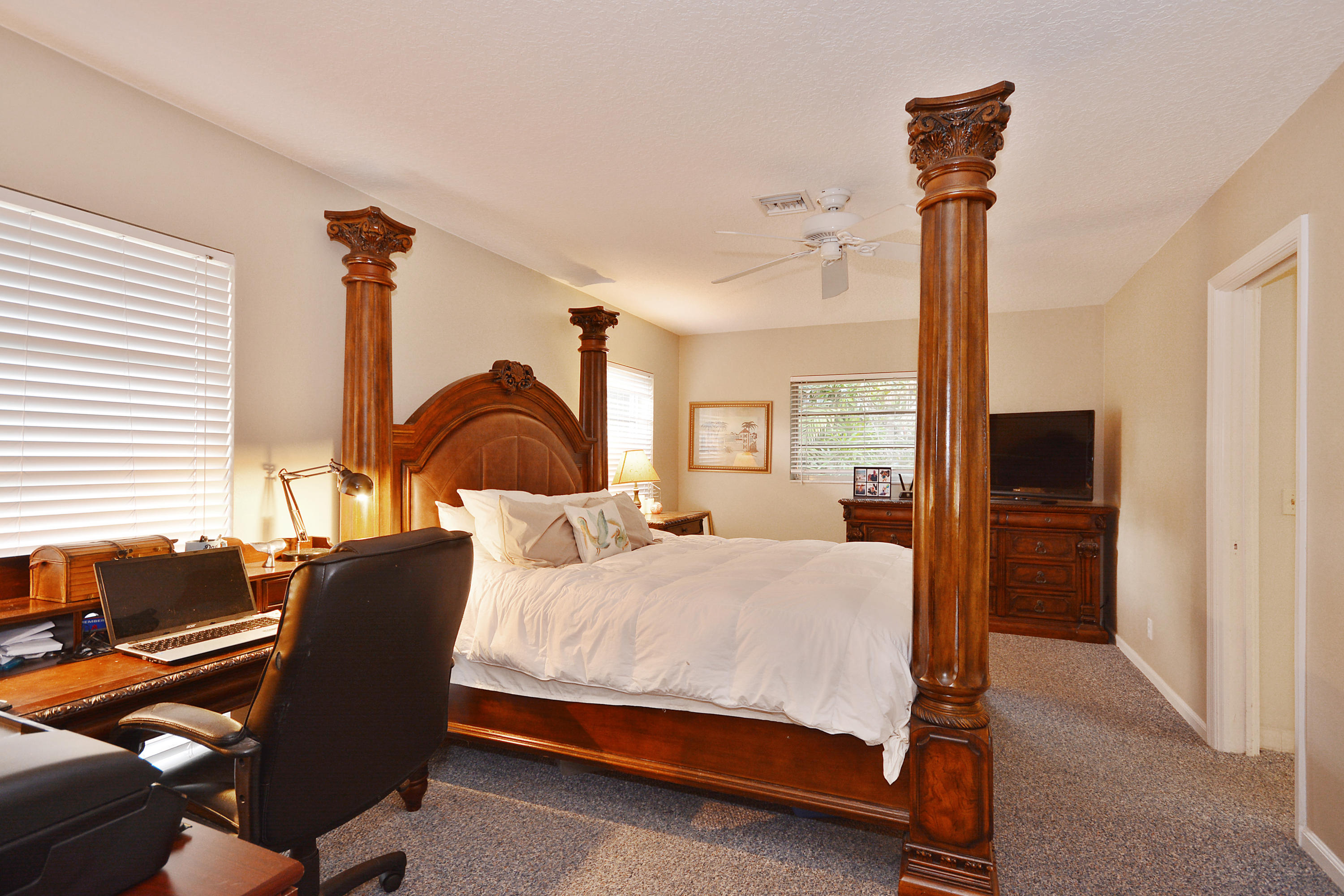 398 Northwest 7th Avenue Boca Raton, FL 33486 - Photo 11 of 32 VHT-RX-10186103_10.jpg