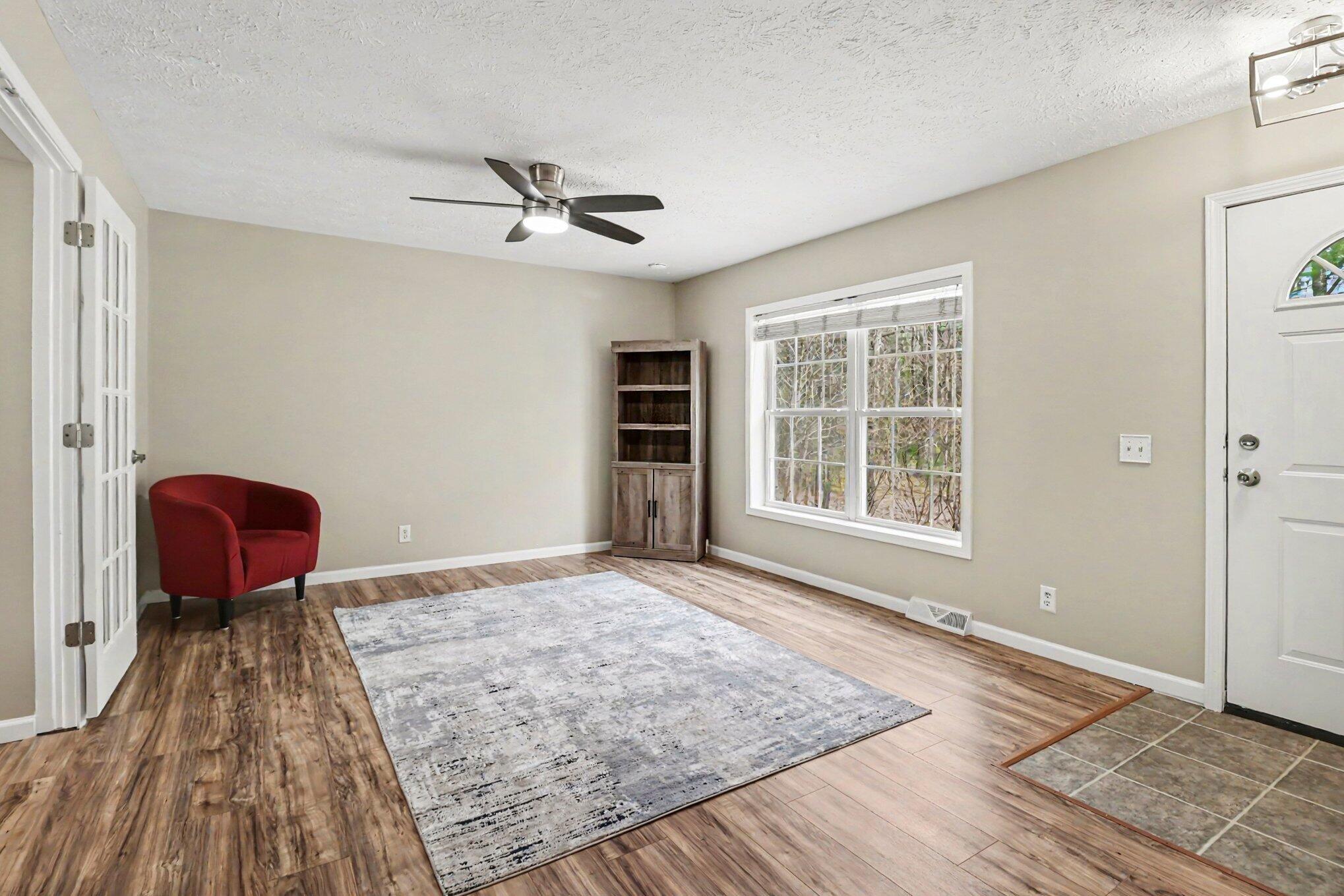 665 North Benson Road Fountain, MI 49410 - Photo 5 of 39 Living Room