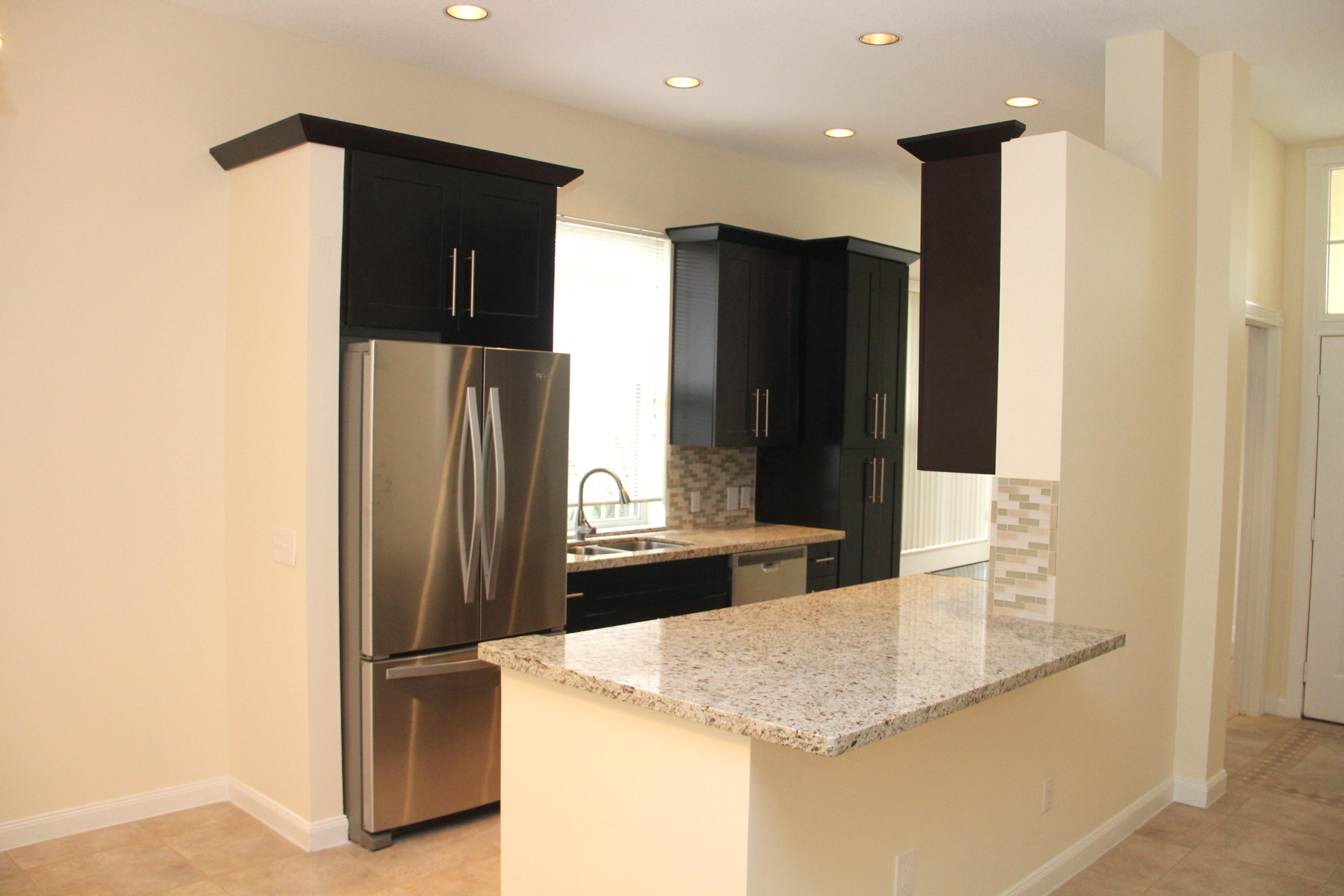 201 Hampton Circle Jupiter, FL 33458 - Photo 2 of 22 IMG_7307