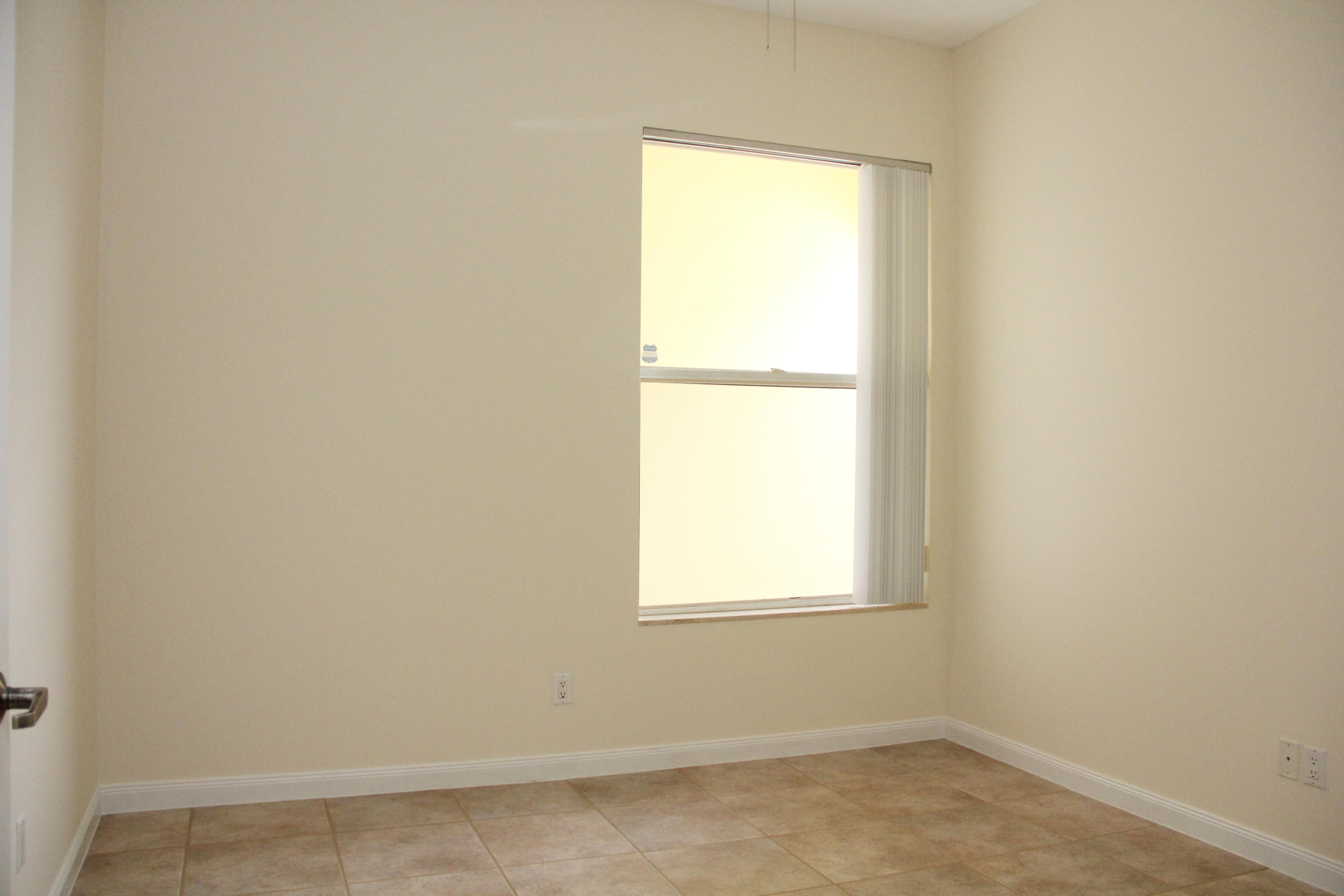 201 Hampton Circle Jupiter, FL 33458 - Photo 9 of 22 IMG_7320