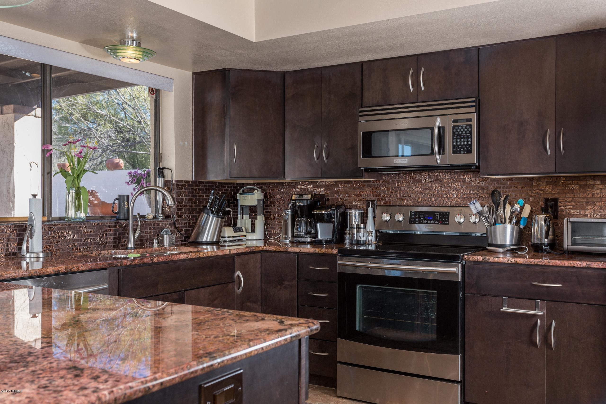 8911 East Snyder Road Tucson, AZ 85749 - Photo 12 of 22 Gallery Image 12