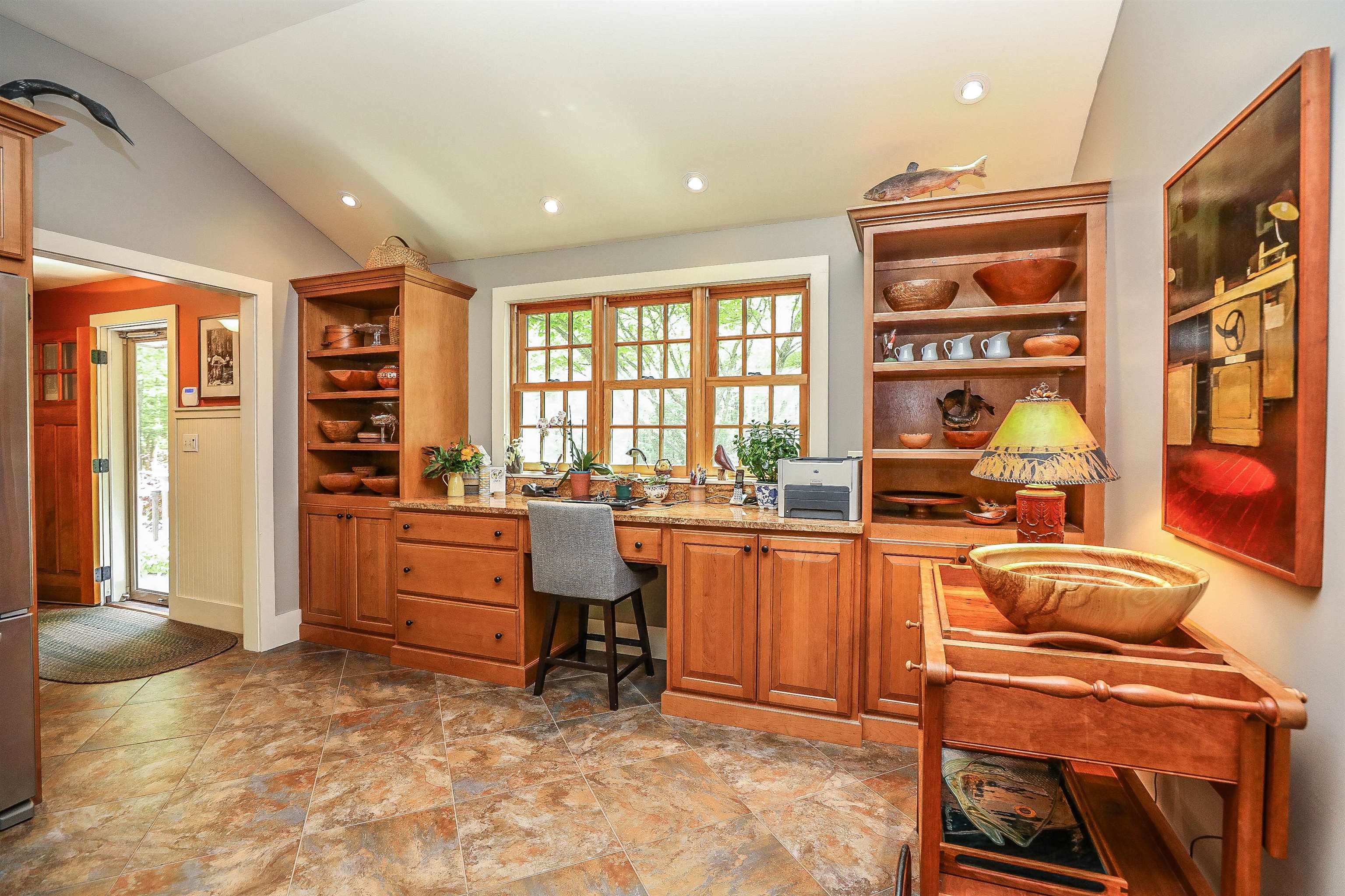 570 Sand Hill Road Peterborough, NH 03458 - Photo 11 of 29 Gallery Image 11
