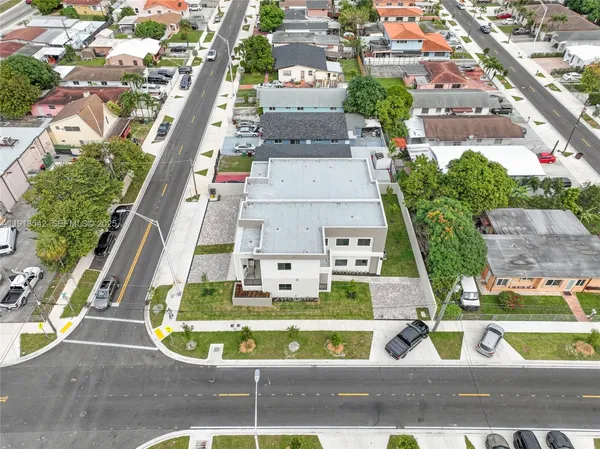 $3,200 | 4309 East 8th Court, Unit A, Hialeah, FL 33013