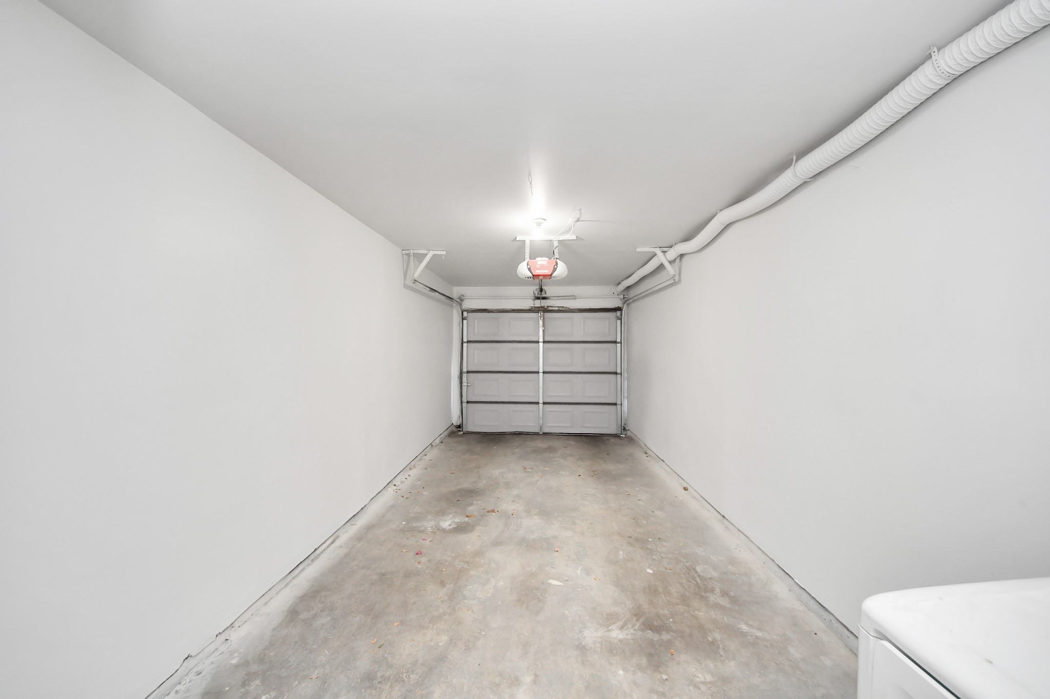 6601 Sands Point Drive, Unit 47 Houston, TX 77074 - Photo 38 of 46 a view of a room with an empty space