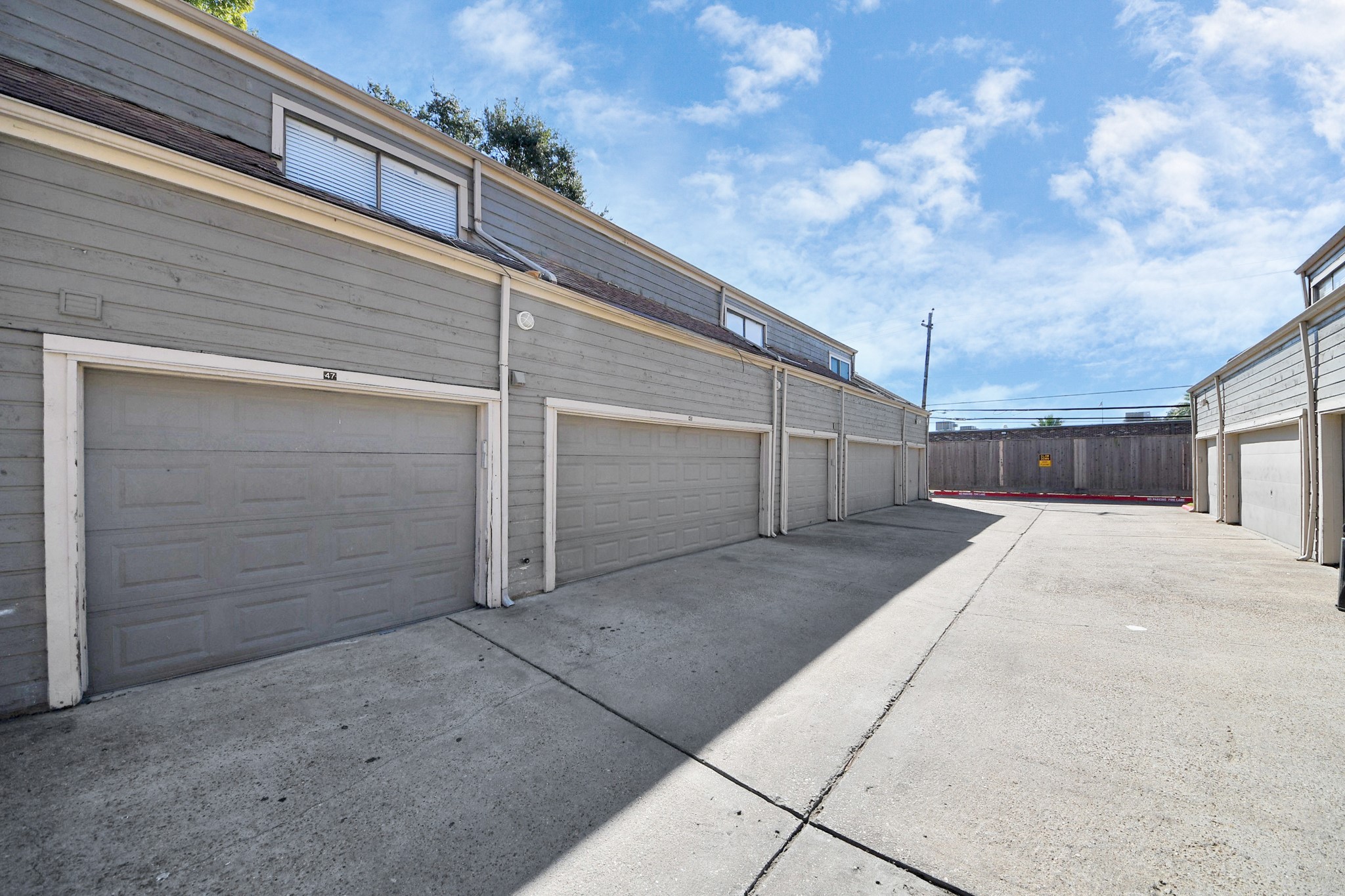6601 Sands Point Drive, Unit 47 Houston, TX 77074 - Photo 43 of 46 a view of a garage