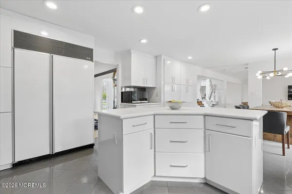 $1,375,000 | 220 Tracy Drive, Morganville, NJ 07751