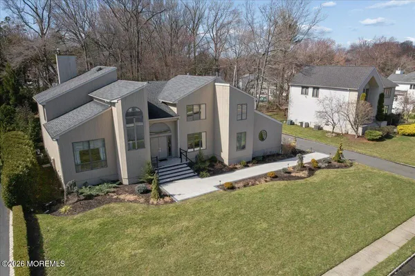 $1,375,000 | 220 Tracy Drive, Morganville, NJ 07751