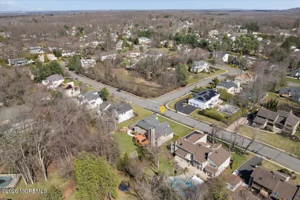 $1,375,000 | 220 Tracy Drive, Morganville, NJ 07751