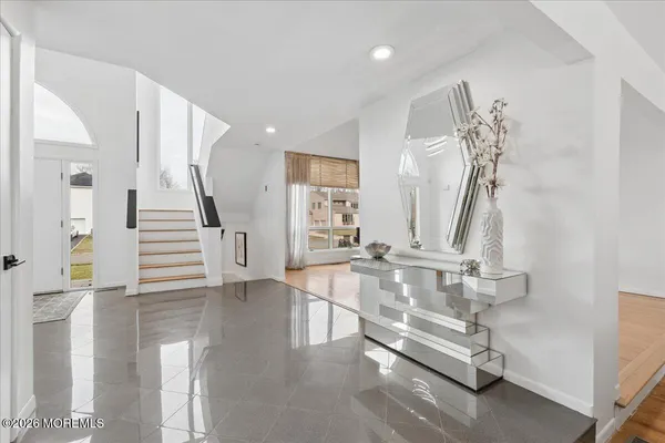 $1,375,000 | 220 Tracy Drive, Morganville, NJ 07751